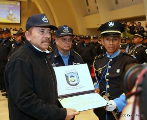  XXI Promoción de cadetes de la Academia de Policía Walter Mendoza