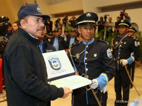  XXI Promoción de cadetes de la Academia de Policía Walter Mendoza