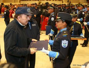  XXI Promoción de cadetes de la Academia de Policía Walter Mendoza