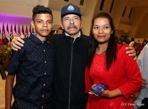  XXI Promoción de cadetes de la Academia de Policía Walter Mendoza