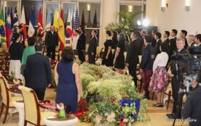 ¡Bienvenidos a Nicaragua en nombre de la Paz!