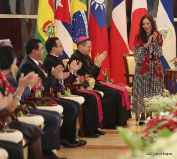 ¡Bienvenidos a Nicaragua en nombre de la Paz!