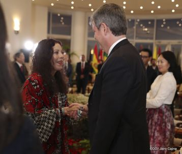 ¡Bienvenidos a Nicaragua en nombre de la Paz!