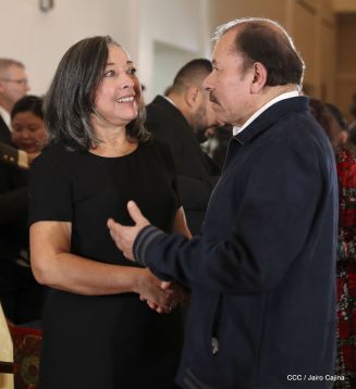 ¡Bienvenidos a Nicaragua en nombre de la Paz!