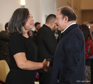 ¡Bienvenidos a Nicaragua en nombre de la Paz!