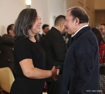 ¡Bienvenidos a Nicaragua en nombre de la Paz!