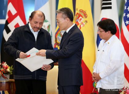 ¡Bienvenidos a Nicaragua en nombre de la Paz!