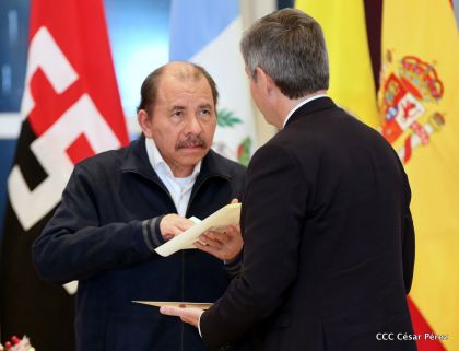 ¡Bienvenidos a Nicaragua en nombre de la Paz!