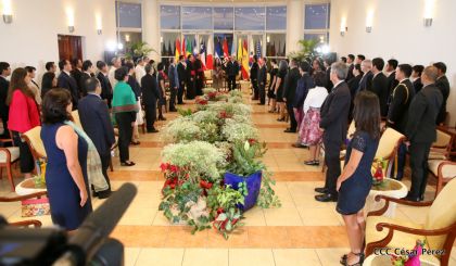 ¡Bienvenidos a Nicaragua en nombre de la Paz!