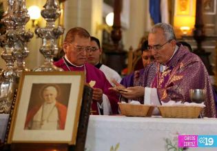 Misa en León por Centenario Provincia Eclesiástica de Nicaragua