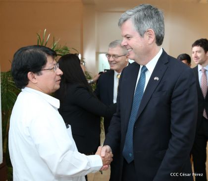 ¡Bienvenidos a Nicaragua en nombre de la Paz!