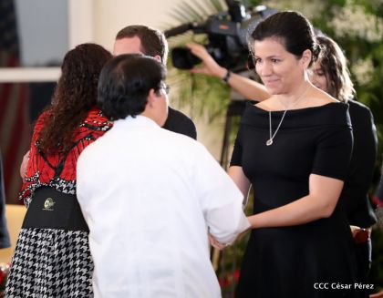 ¡Bienvenidos a Nicaragua en nombre de la Paz!