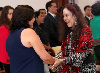 ¡Bienvenidos a Nicaragua en nombre de la Paz!