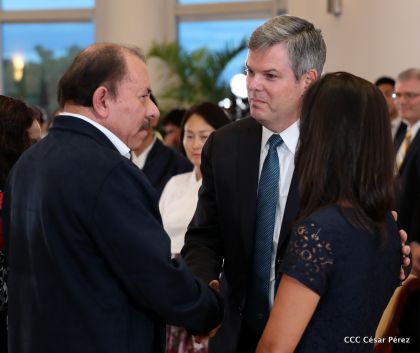 ¡Bienvenidos a Nicaragua en nombre de la Paz!