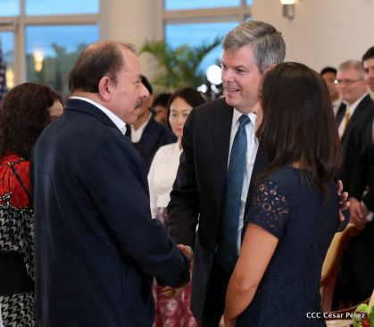 ¡Bienvenidos a Nicaragua en nombre de la Paz!