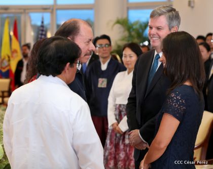 ¡Bienvenidos a Nicaragua en nombre de la Paz!