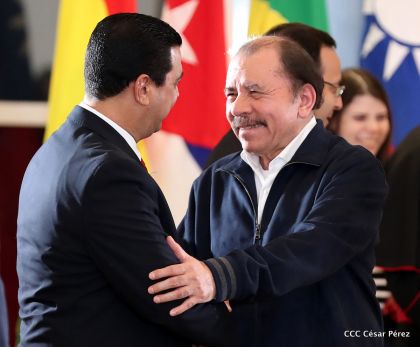 ¡Bienvenidos a Nicaragua en nombre de la Paz!