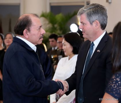 ¡Bienvenidos a Nicaragua en nombre de la Paz!