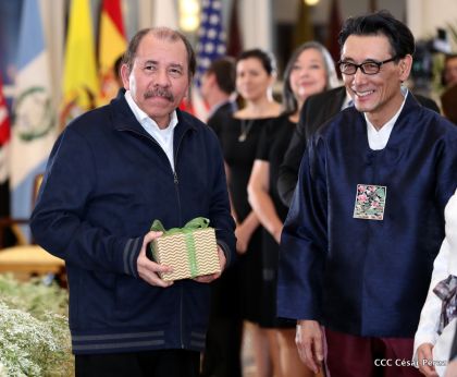 ¡Bienvenidos a Nicaragua en nombre de la Paz!