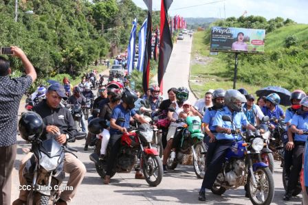 ¡Honor y Gloria a nuestros compañeros, honor y gloria a nuestra Policía Nacional!