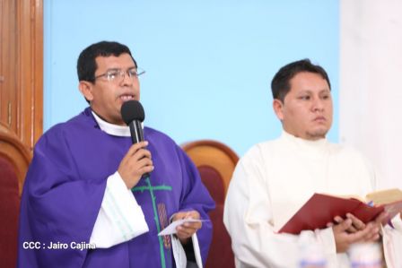 ¡Honor y Gloria a nuestros compañeros, honor y gloria a nuestra Policía Nacional!