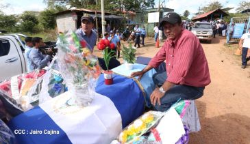 ¡Honor y Gloria a nuestros compañeros, honor y gloria a nuestra Policía Nacional!