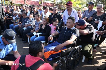 ¡Honor y Gloria a nuestros compañeros, honor y gloria a nuestra Policía Nacional!