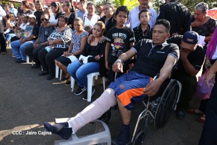 ¡Honor y Gloria a nuestros compañeros, honor y gloria a nuestra Policía Nacional!