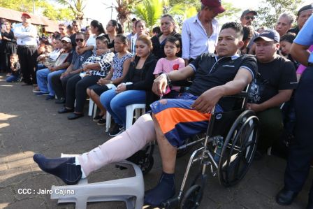 ¡Honor y Gloria a nuestros compañeros, honor y gloria a nuestra Policía Nacional!