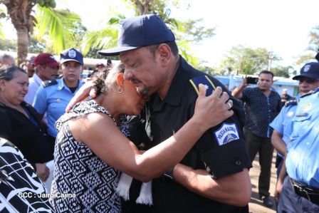¡Honor y Gloria a nuestros compañeros, honor y gloria a nuestra Policía Nacional!