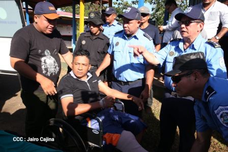 ¡Honor y Gloria a nuestros compañeros, honor y gloria a nuestra Policía Nacional!