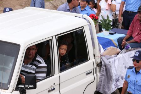 ¡Honor y Gloria a nuestros compañeros, honor y gloria a nuestra Policía Nacional!
