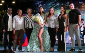 Elección de la señorita Managua Bicentenaria