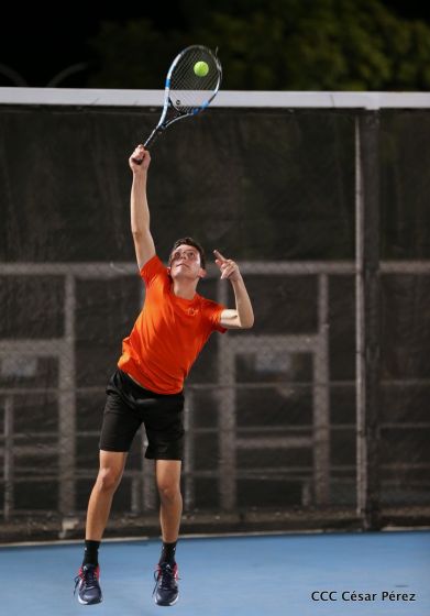 Inauguran modernas canchas de tenis en Managua