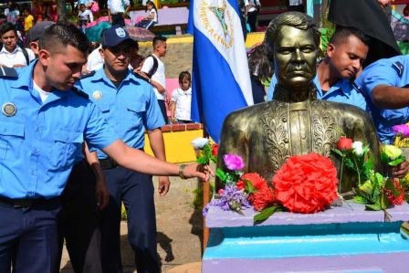 Nicaragua rinde homenaje a su hijo dilecto Rubén Darío