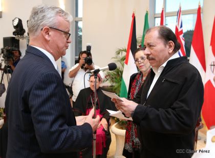 Embajadores presentan credenciales en una Nicaragua que quiere paz