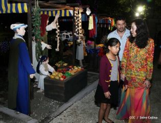 Compañera Rosario supervisa avances en instalación del Belén en Parque Luis Alfonso Velásquez
