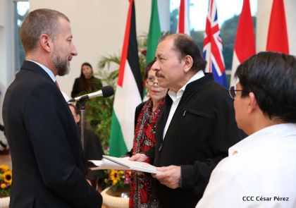 Embajadores presentan credenciales en una Nicaragua que quiere paz