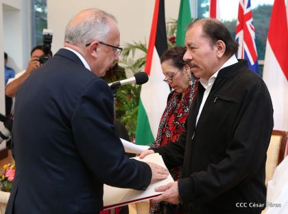 Embajadores presentan credenciales en una Nicaragua que quiere paz