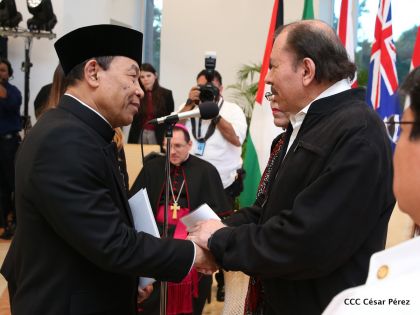 Embajadores presentan credenciales en una Nicaragua que quiere paz