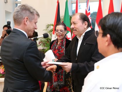 Embajadores presentan credenciales en una Nicaragua que quiere paz