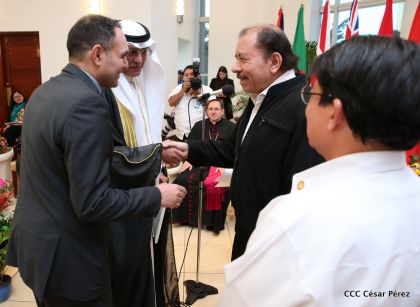 Embajadores presentan credenciales en una Nicaragua que quiere paz