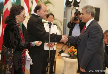 Embajadores presentan credenciales en una Nicaragua que quiere paz