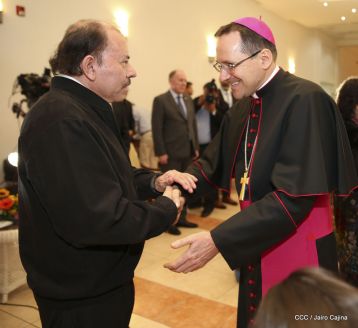 Embajadores presentan credenciales en una Nicaragua que quiere paz