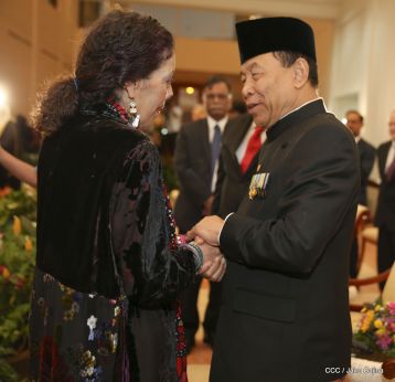 Embajadores presentan credenciales en una Nicaragua que quiere paz