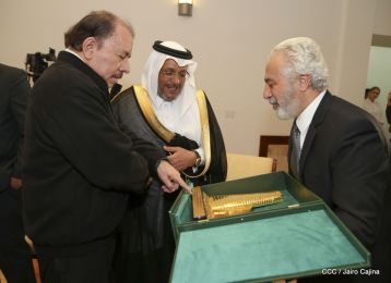 Embajadores presentan credenciales en una Nicaragua que quiere paz