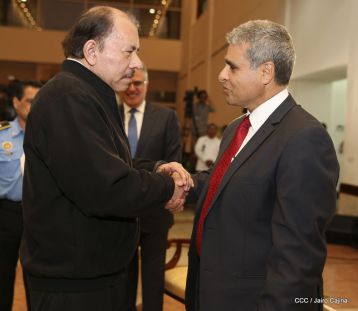 Embajadores presentan credenciales en una Nicaragua que quiere paz