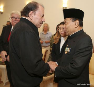 Embajadores presentan credenciales en una Nicaragua que quiere paz