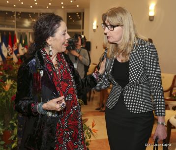 Embajadores presentan credenciales en una Nicaragua que quiere paz