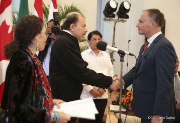 Embajadores presentan credenciales en una Nicaragua que quiere paz